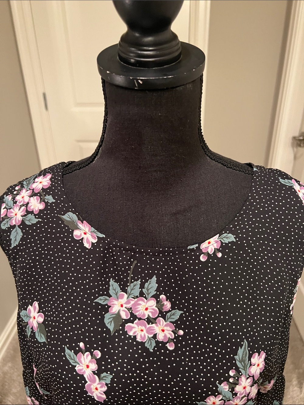 Black Sleeveless Midi Dress with Pink Floral Print Size Large - Picture 3 of 7